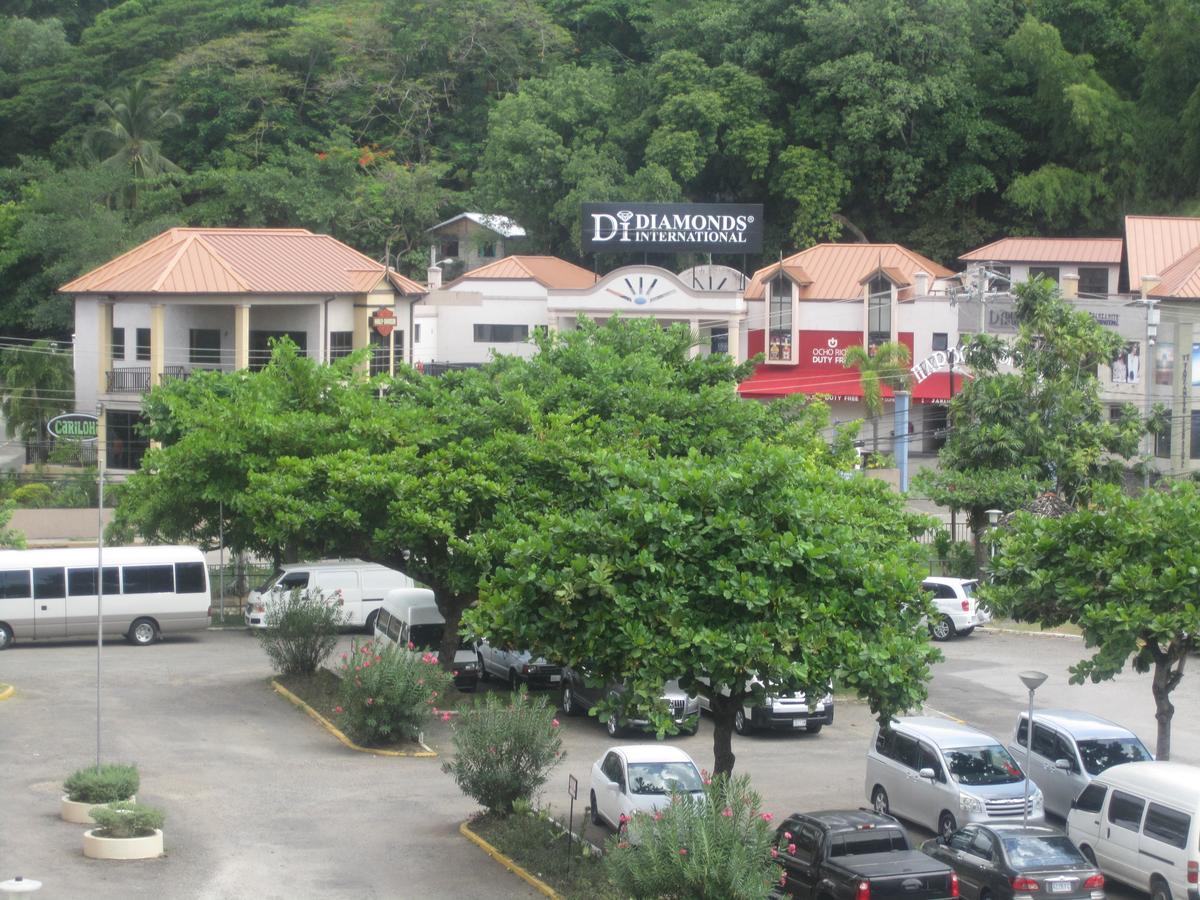 Mcfarlane'S Place Ocho Rios Luaran gambar