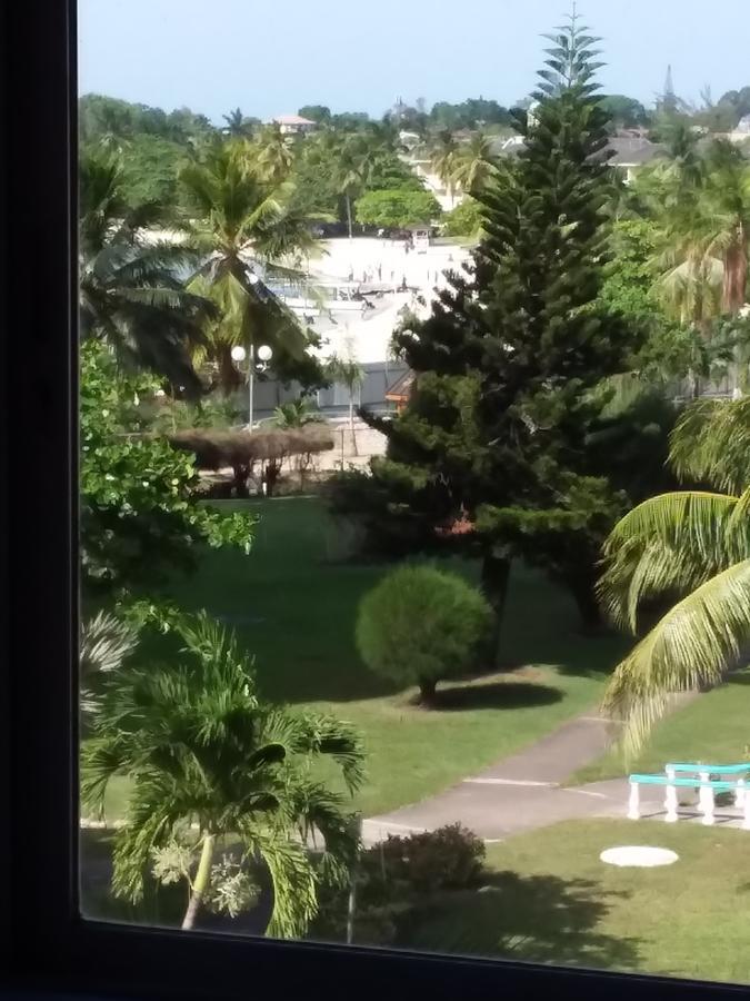 Mcfarlane'S Place Ocho Rios Luaran gambar