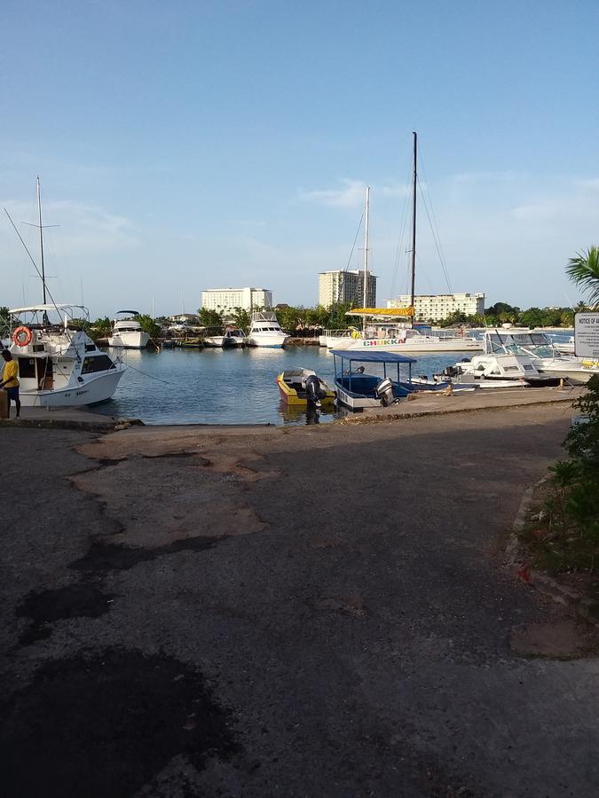 Mcfarlane'S Place Ocho Rios Luaran gambar